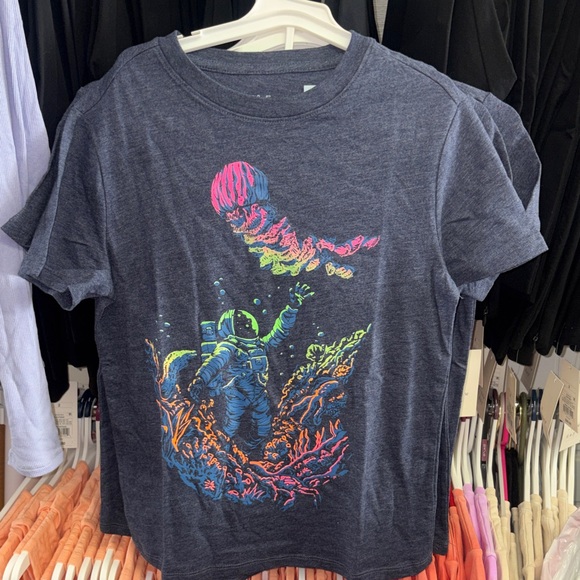 Cat & Jack Other - 5/$5 New item Navy Graphic Tee with Astronaut Design